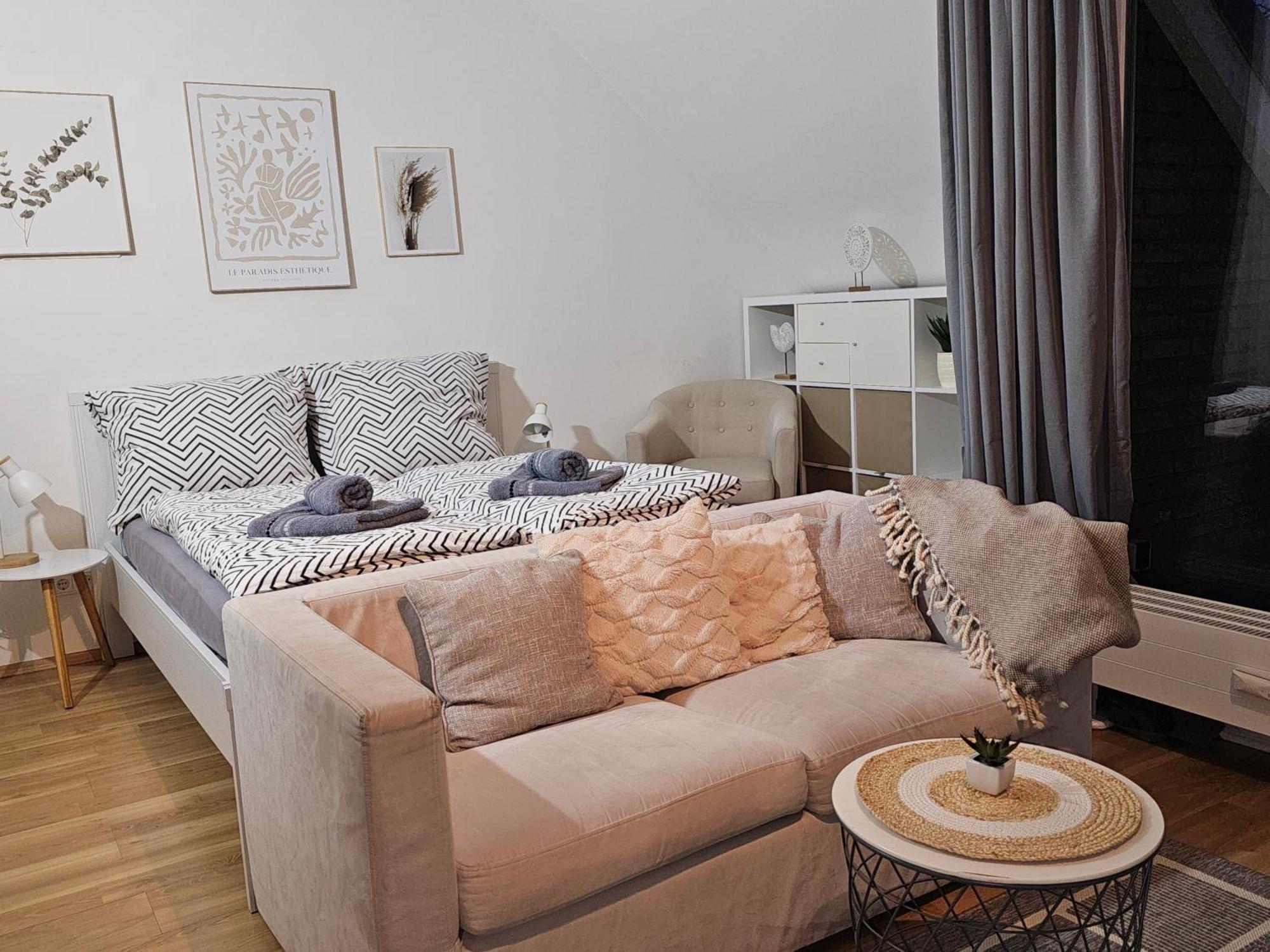 Modern Studio Near Duesseldorf Airport & Messe/Fair เมียร์บุช ภายนอก รูปภาพ